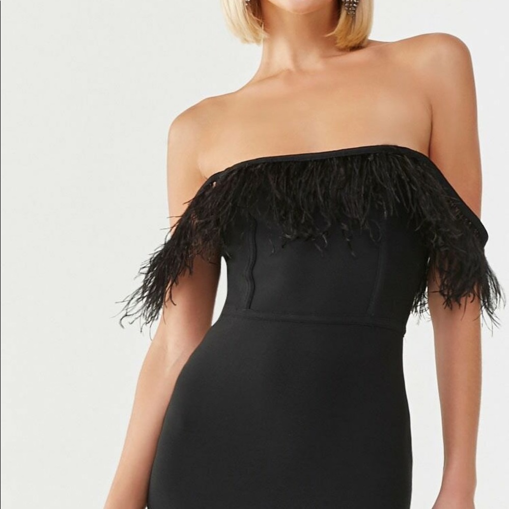 Off the shoulder feather mini dress